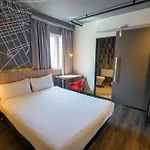 ibis Curitiba Batel