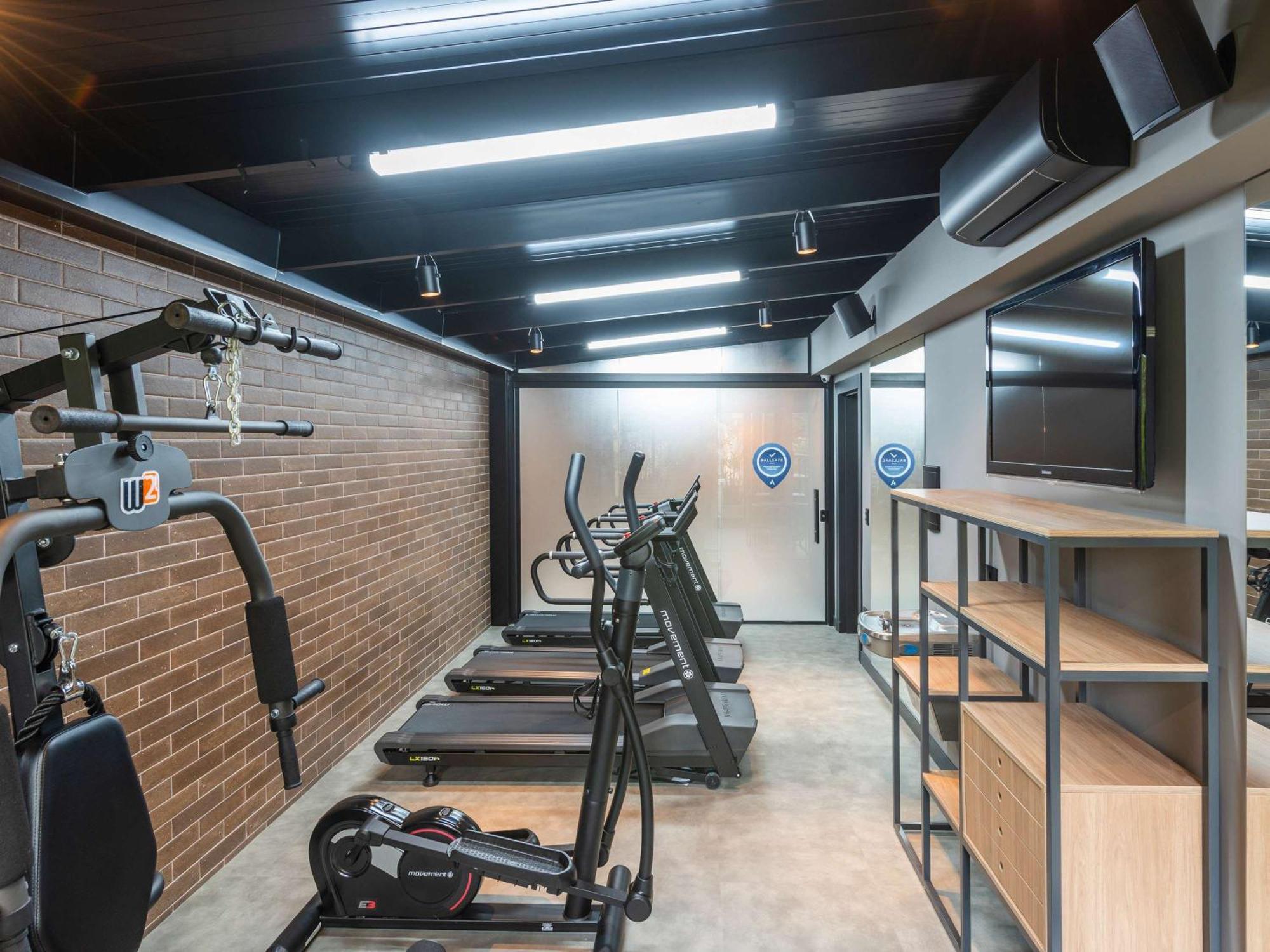 Ibis Batel Hotel 3*